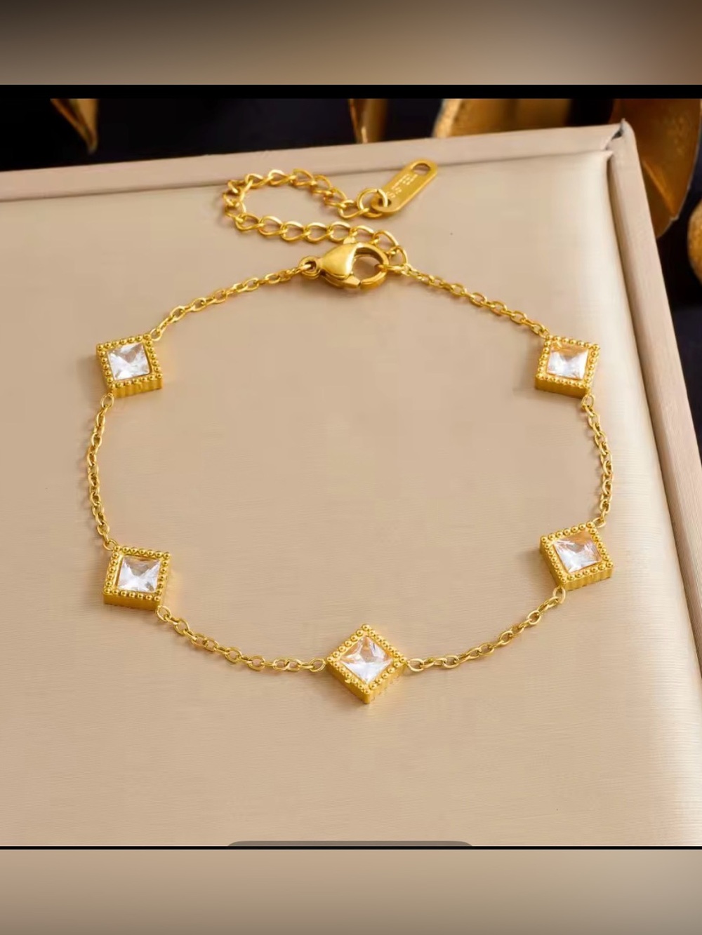 Waterproof gold plated stainless steel bracelet